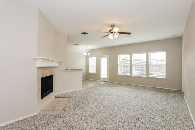 Photo - 5104 Button Willow Dr