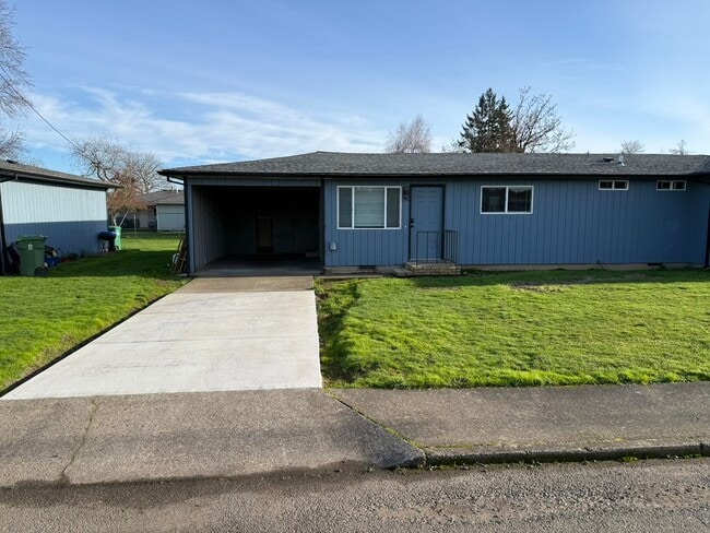 Photo - 1194 Kennedy St