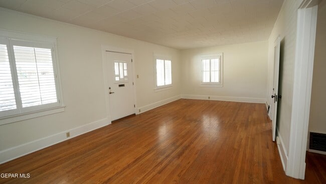 Photo - 3116 Wheeling Ave