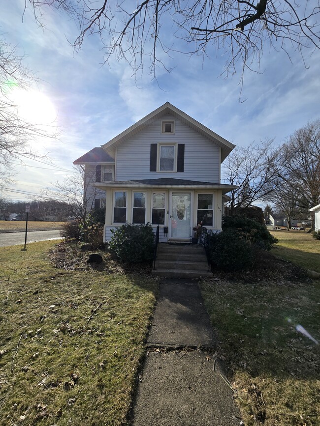 Photo - 167 23rd St SE House