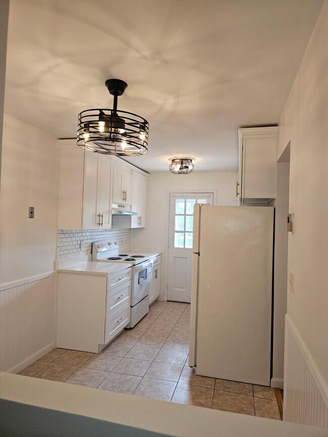Kitchen - 120 Columbus Pl Apartment Unit 1