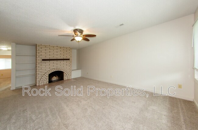 3061 Reed Ave