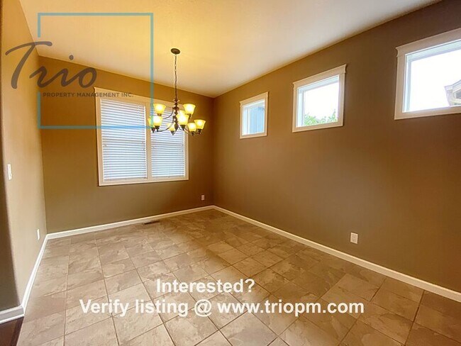 Photo - 1181 Veronica Ln