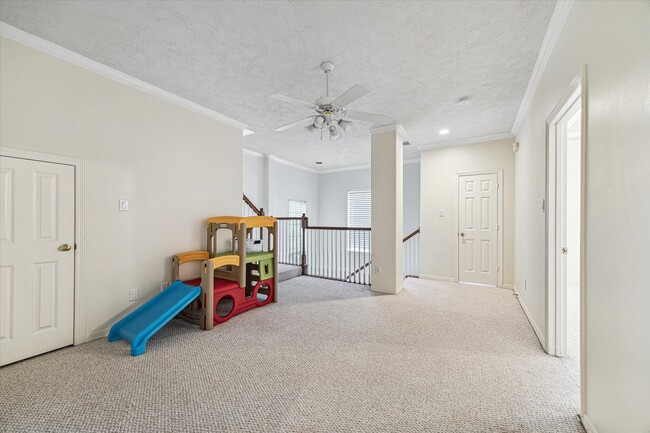 Photo - 2838 Briarhurst Park
