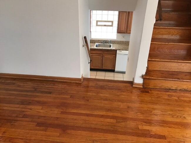 Photo - 8610 S Wabash Ave