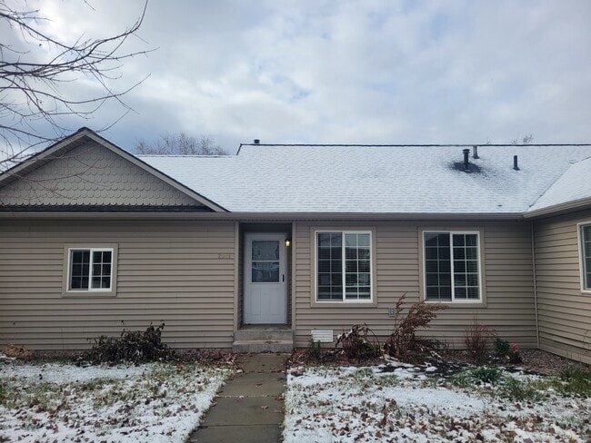 Building Photo - 2961 Mary Jane Blvd