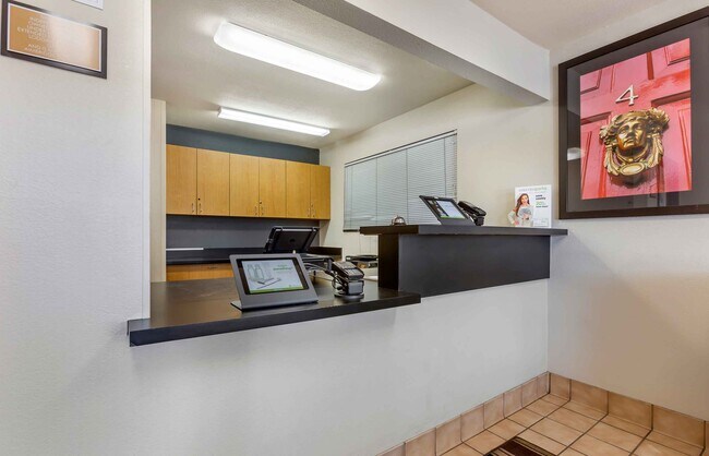 Furnished Studio-Albuquerque - Airport