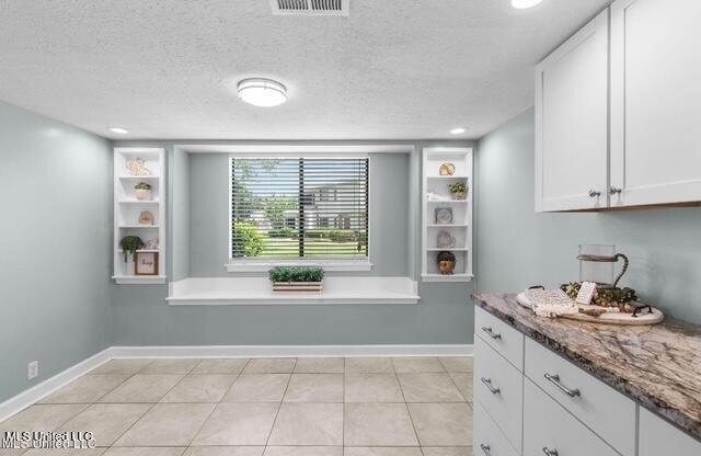 Photo - 147 Lakebend Cir