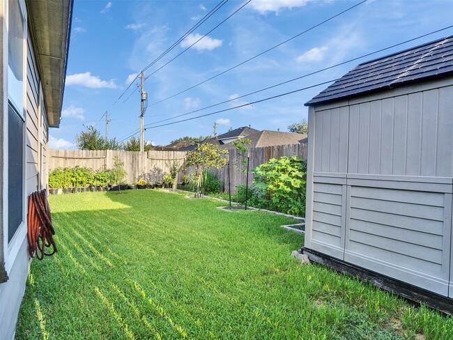 Photo - 8919 Summerset Meadow Ct