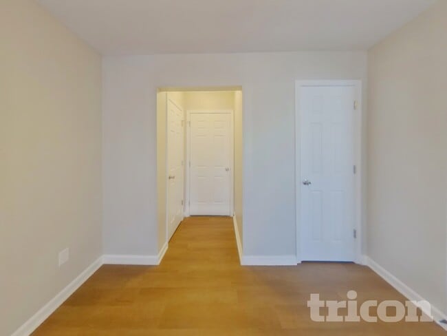 Photo - 318 Cavalier Ln House