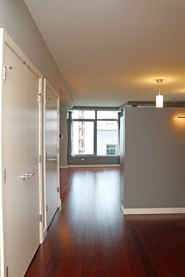 Photo - Gorgeous 1 Bed Condo on SW Waterfront at the John Ross
