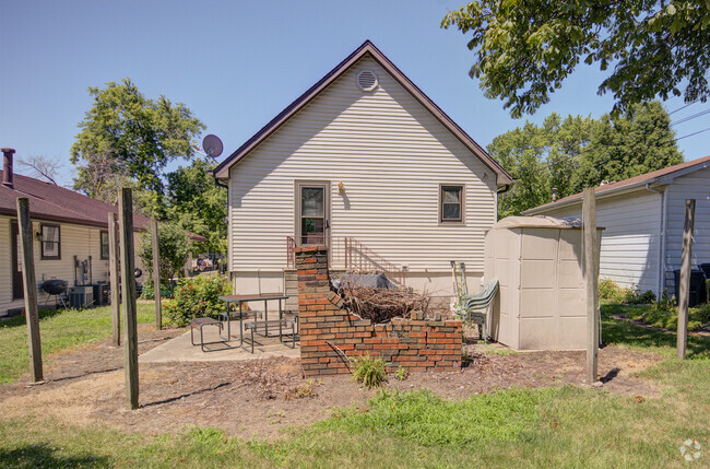 Building Photo - 634 Hays St Rental