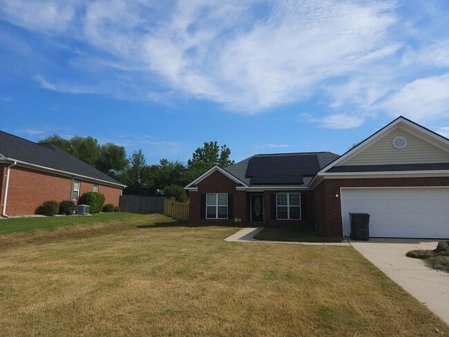 Building Photo - 219 Rainbow Falls