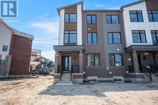 Photo - 50 Thornbird cres