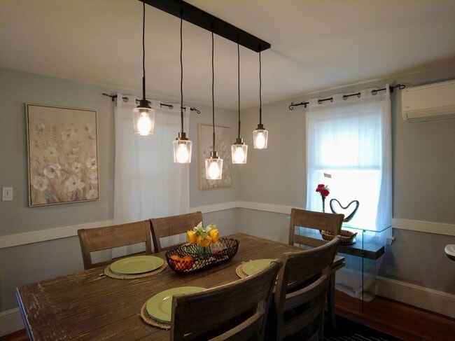 Photo - 80 Mauran St