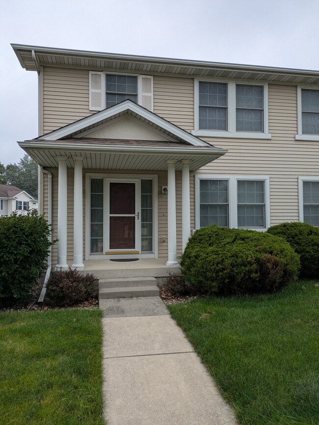 2410 Eaton Ave