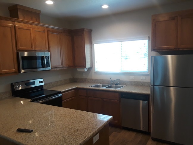 Photo - 1005 W 6th St Unidad 1