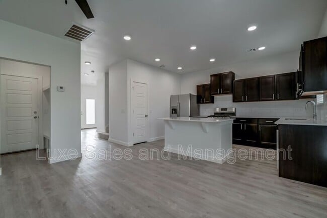 Photo - 7901 NW 135th Terrace
