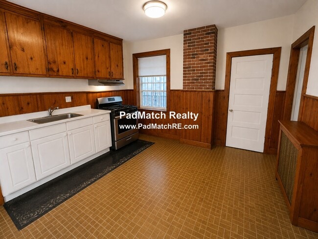 18 Mt Hood Rd Unit 1