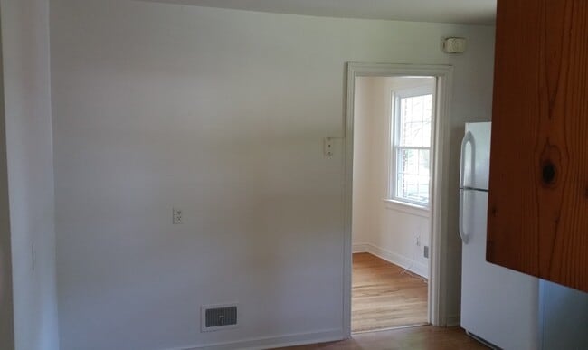 Photo - Orcutt Lane - 3 bedroom house