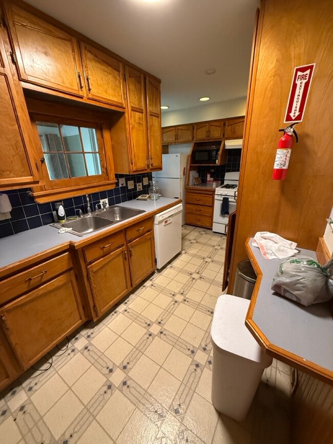Photo - 2226 Bellfield Ave Unit 1