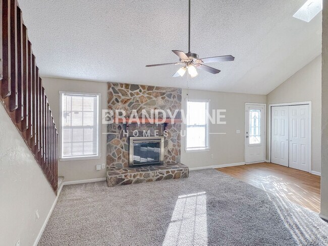 Photo - 9970 Timberlake Dr E