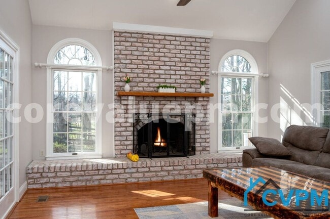 Photo - 1009 Howard Grove Ct