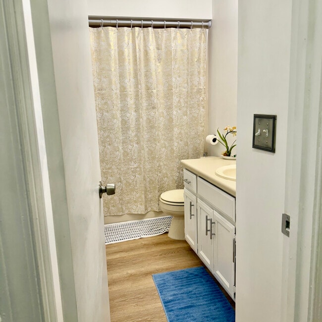 Photo - 4401 Yorkshire Ct