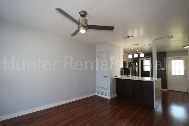 Photo - Beautiful 2 Bedroom, 1.5 Bath Townhouse