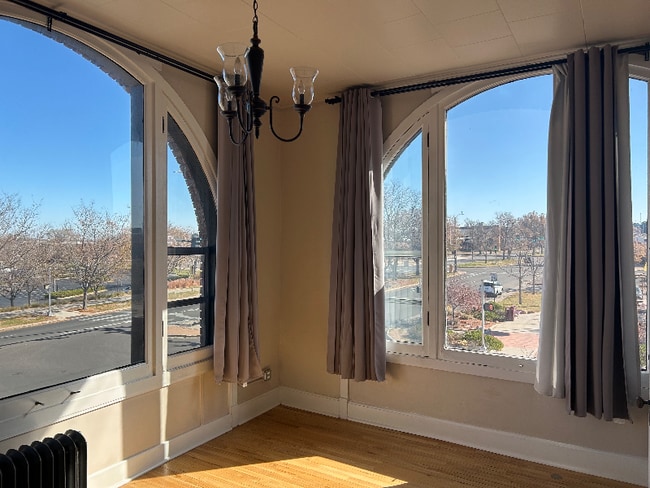 Photo - 111 Broadway Ave Unit 19