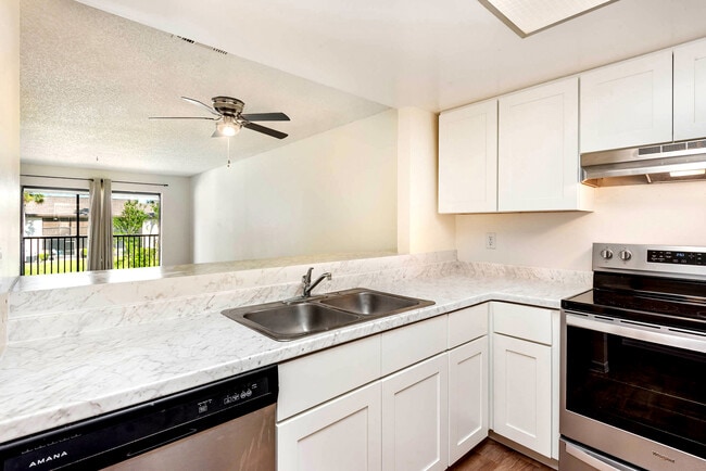 Photo - 1029 Regency Dr Condo Unit 1029