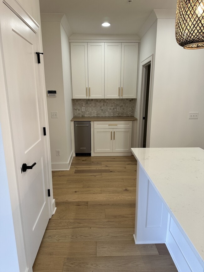 Photo - 815 Vickery Dr