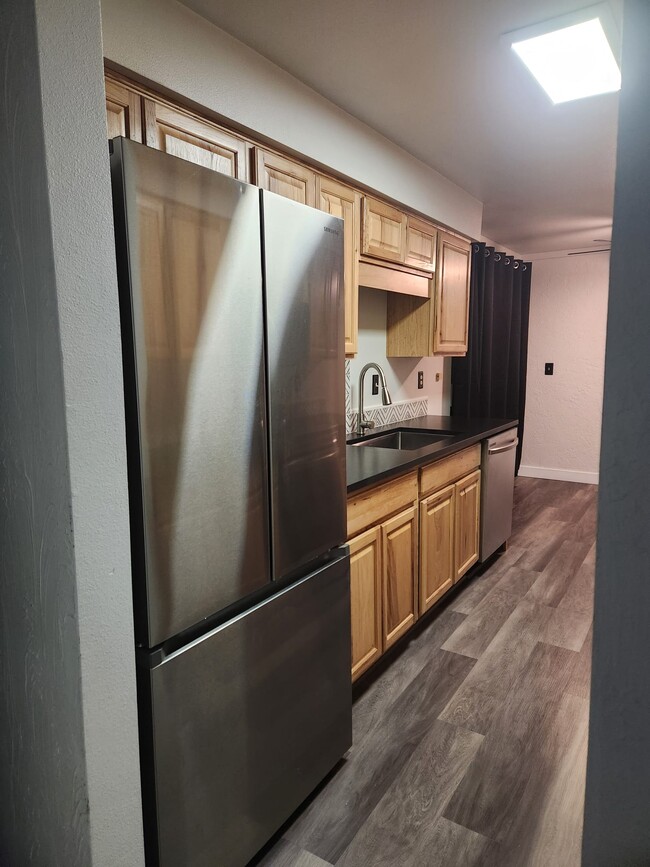 Photo - 307 NW Elm Ave