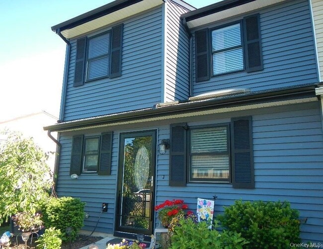 Building Photo - 409 Rakov Rd