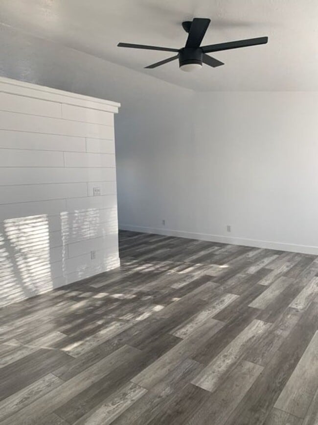 Photo - 4 Bedroom Home In Bloomington With RV Parking