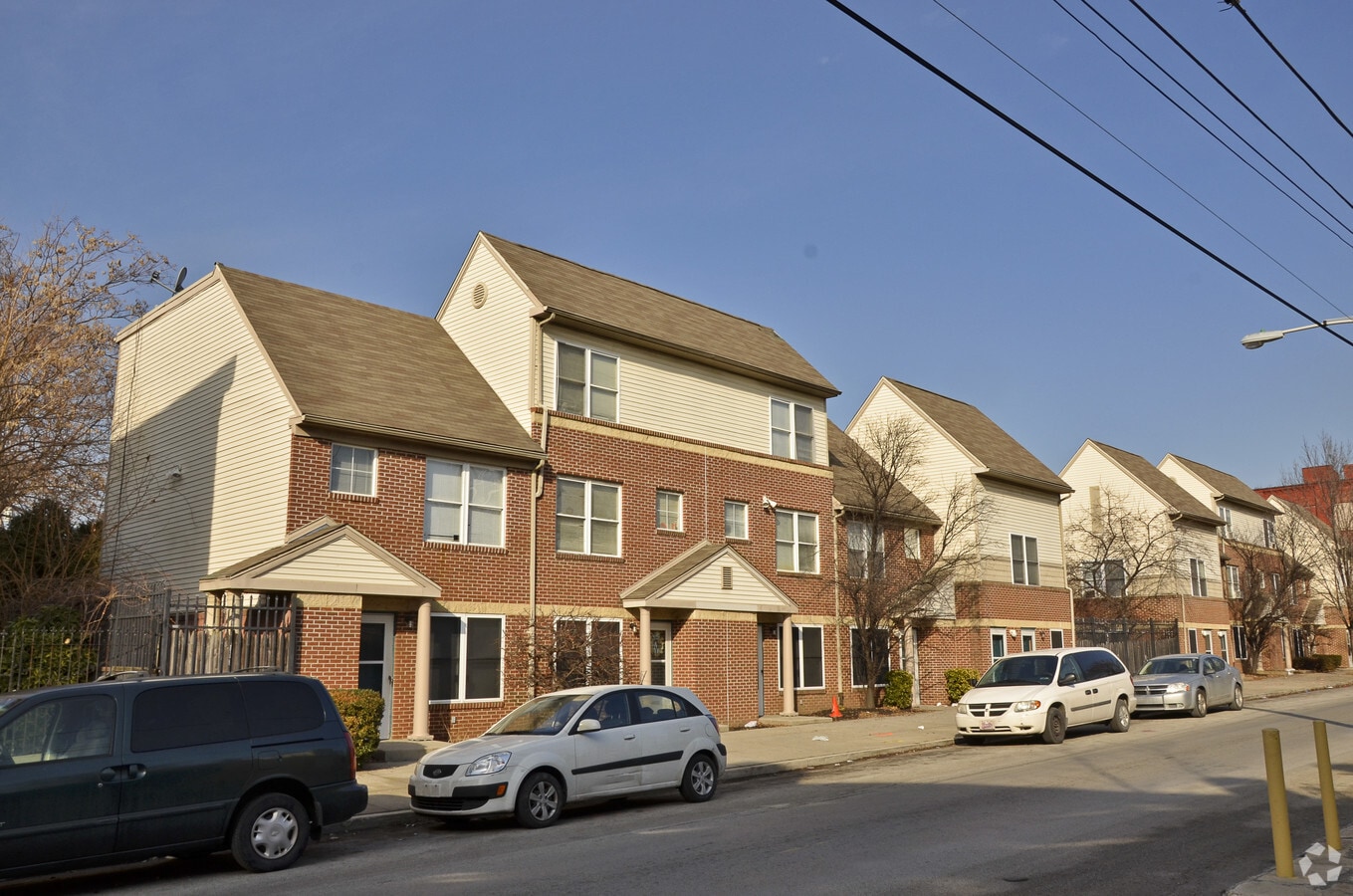 Lillia Crippen Townhouses - Lillia Crippen Townhouses