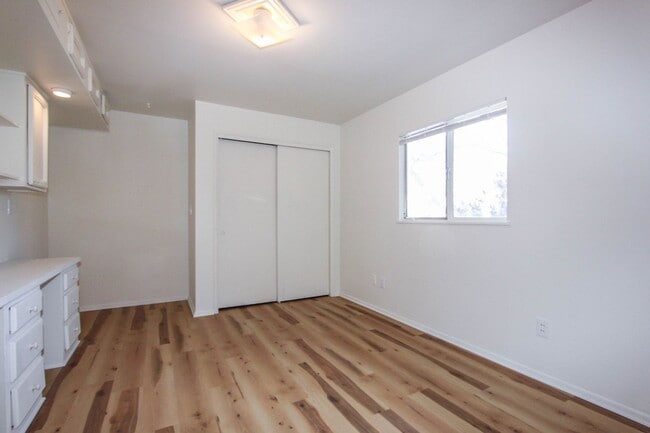 Photo - 860 Gail Gardner Way Unit B