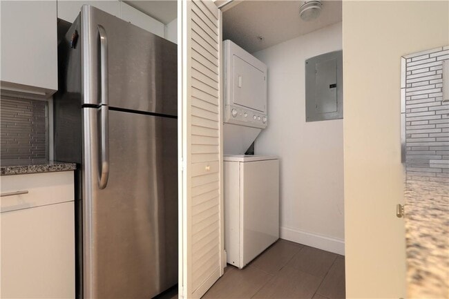 Photo - 2640 S University Dr Unit 202