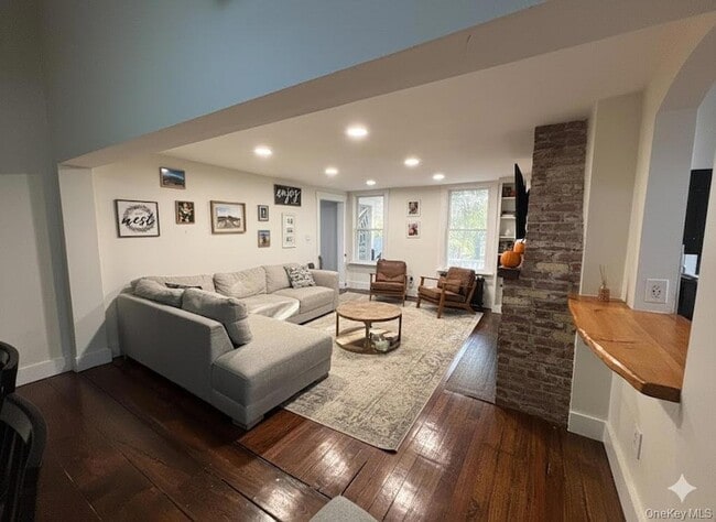 Photo - 269 Old Rte 304