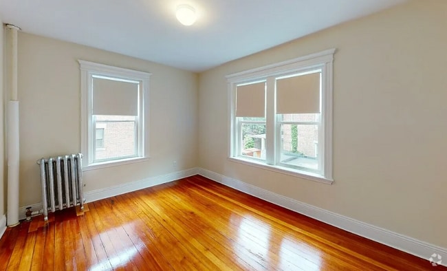 Building Photo - 1799 Beacon St Unit 2 Rental