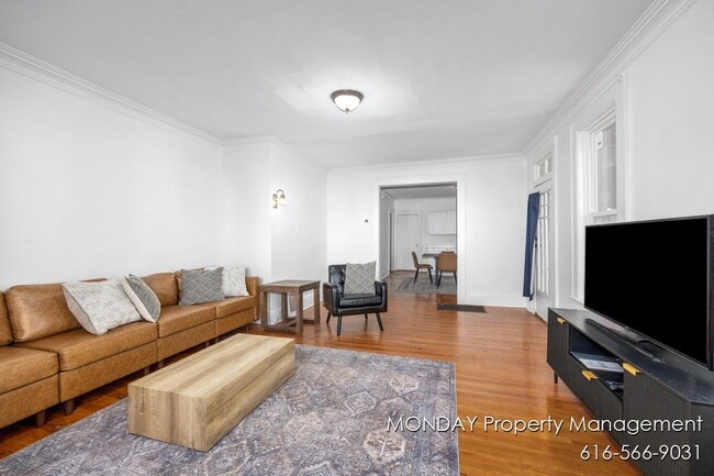 Photo - 263 W Muskegon Ave