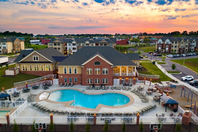 Building Photo - Villages at McCullers Walk