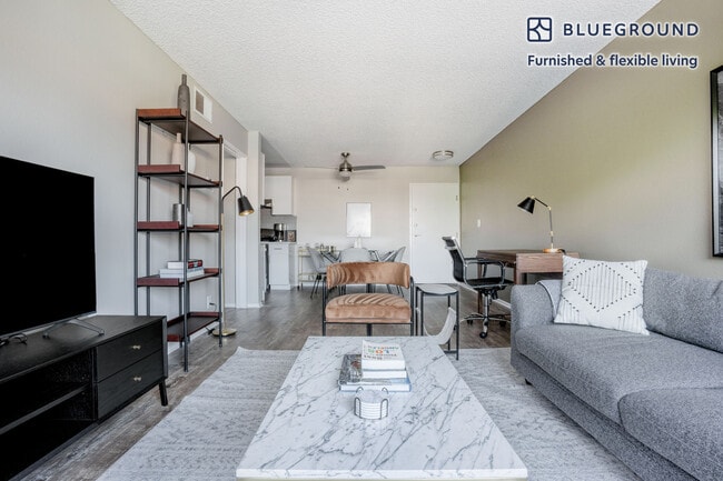 Photo - 8560 W Olympic Blvd Unidad FL3-ID1079