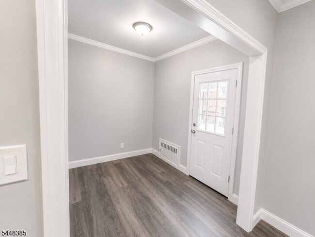 Photo - 197 Hansbury Ave