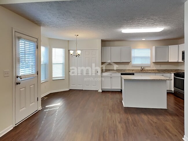 Photo - 2274 Farmland Dr
