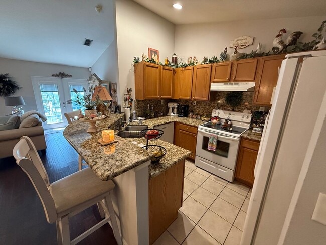 Photo - 3/2 Clermont Villa