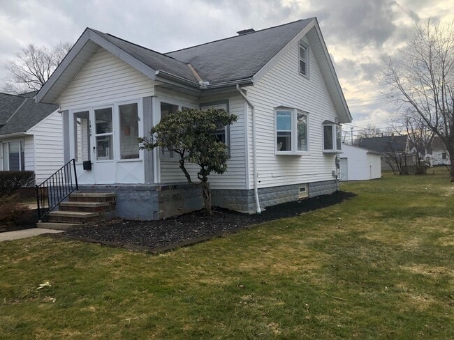 Photo - 2 Bedroom with Bonus Room in Basement