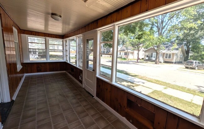 Photo - 3017 Sanford St Unit 1