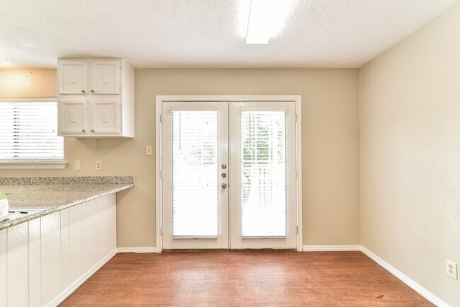 Photo - 15515 Windy Cove Dr