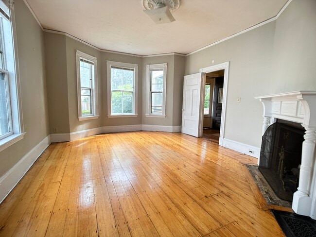Building Photo - 55 Rindge Ave Unit 55 Rental
